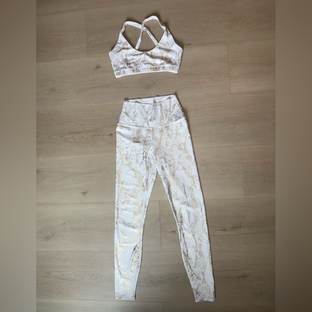 Carbon 38 white and golden snake skin
